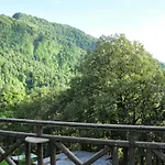 Woodside Retreat
